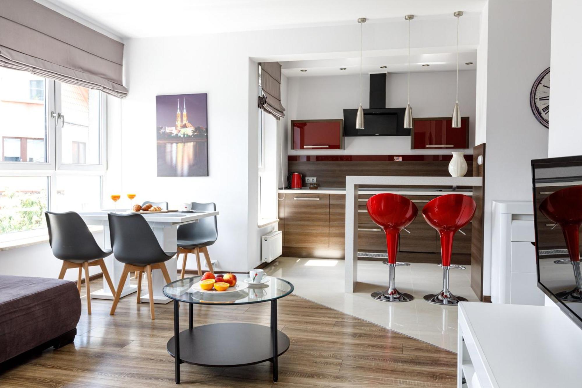 Golden - Two Bedrooms - Great Location&legnicka Апартаменти